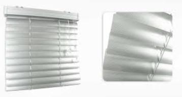 Aluminium jaloezieën in diverse maten beschikbaar voor biedingen