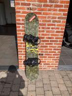 Snowboard burton 134cm kind, Sport en Fitness, Snowboarden, Ophalen, Gebruikt, Board