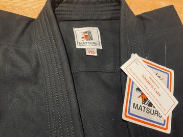 Kimono taekwondo neuf.  beschikbaar voor biedingen