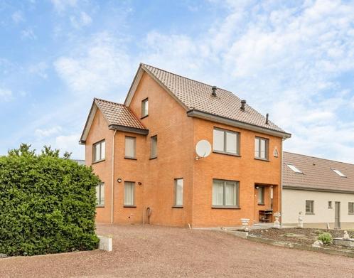 Energiezuinige vernieuwde gezinswoning in Heusden, Immo, Huizen en Appartementen te koop, Provincie Limburg, 200 tot 500 m², Hoekwoning