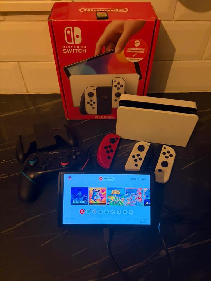Nintendo Switch Oled, Games en Spelcomputers, Spelcomputers | Nintendo Switch, Zo goed als nieuw, Switch OLED, Ophalen