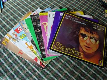 43 Vinyls 45 rpm 17 cm beschikbaar voor biedingen