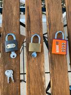 3 cadenas décents à trois cercles, en laiton & à combinaison, Enlèvement, Utilisé, Clé