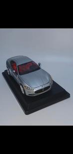 Maserati Granturismo metaalgrijs 2008 Burago 1/24, Ophalen of Verzenden, Zo goed als nieuw