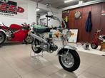 Honda white dax st70, Fietsen en Brommers, Brommers | Honda, Ophalen
