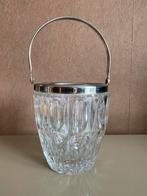 Glazen ijsemmer, Ophalen