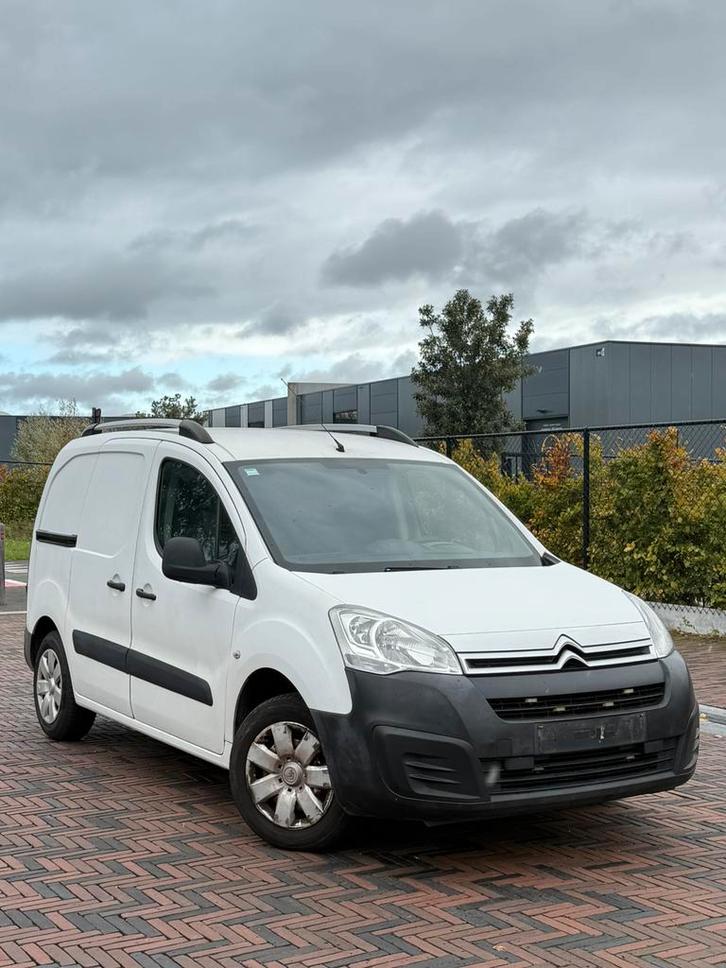 Citroen berlingo 1.6 euro6b 2017 + gekeurd voor verkoop, Auto's, Bestelwagens en Lichte vracht, Particulier, ABS, Airconditioning