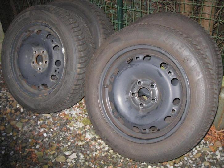 VW Polo, Seat Ibiza - Winterset 185/60 R15 88T, Auto-onderdelen, Banden en Velgen, Banden en Velgen, Winterbanden, 15 inch, 185 mm