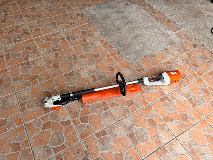 Tuinmachines STIHL/Makita, Tuin en Terras, Hand-tuingereedschap, Zo goed als nieuw, Ophalen
