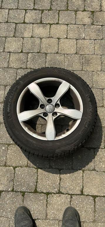 4x originele audi velgen 15inch winterbanden beschikbaar voor biedingen
