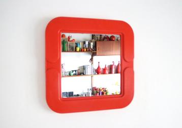 Vintage seventies spiegel - Space age deco beschikbaar voor biedingen