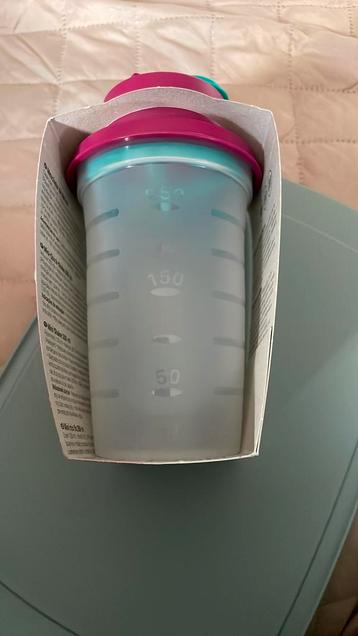 Mini shaker Tupperware  beschikbaar voor biedingen