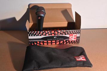 Se v7 microphone  beschikbaar voor biedingen