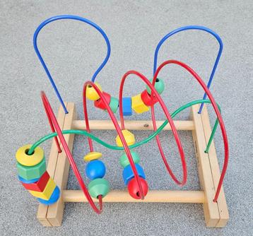 speelgoed spiraal beschikbaar voor biedingen