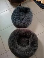 2 hondenmandjes te koop, Ophalen of Verzenden