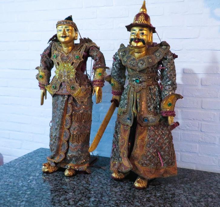 Paar grote Balinese speel-/theaterpoppen – ca. 1960–1970, Antiquités & Art, Art | Art non-occidental, Enlèvement