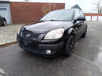 KIA RIO 1.4 BENZINE 120DKM / AIRCO / GEKEURD / beschikbaar voor biedingen