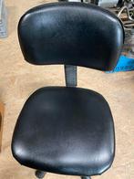 2 bureaustoelen stof en skai zwart 15 euro per stuk, Gebruikt, Bureaustoel, Zwart, Ophalen