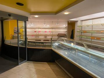 bakkerij pâtisserie toonbank  beschikbaar voor biedingen