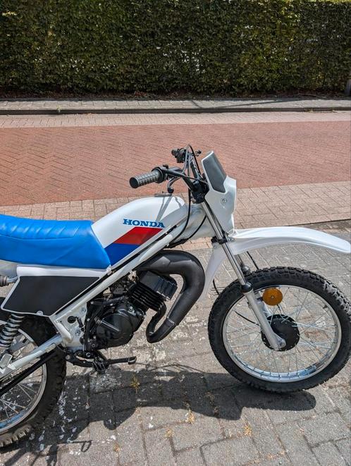 Honda mt5, Fietsen en Brommers, Brommers | Honda, Zo goed als nieuw, Ophalen
