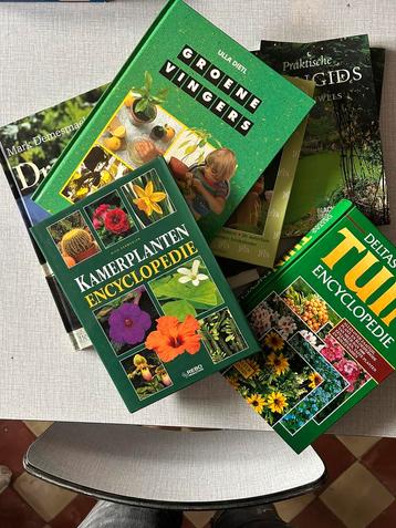 Tuinboeken  beschikbaar voor biedingen
