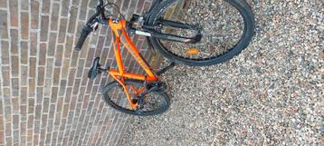 Btwin rockrider 26 inch te koop deinze  beschikbaar voor biedingen