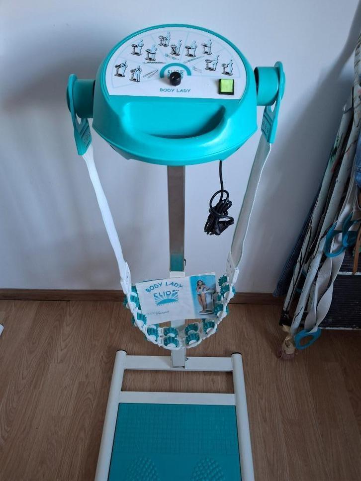 Appareil de massage réduit la graisse.  N'est pas réservé, Sport en Fitness, Massageproducten, Zo goed als nieuw, Apparaat, Ophalen of Verzenden