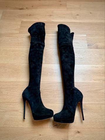 Casadei over the knee boots 40,5 beschikbaar voor biedingen