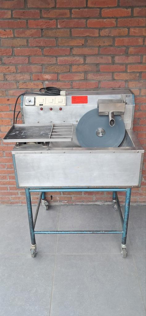 Chocolade machine met wiel, Zakelijke goederen, Horeca | Keukenapparatuur, Ophalen