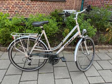 Giant damesfiets (56) beschikbaar voor biedingen