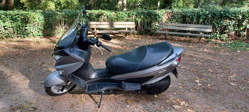 Suzuki Burgmann 125CC, Motoren, Motoren | Suzuki, Particulier, Scooter, 11 kW of minder, 1 cilinder, ABS, Ophalen