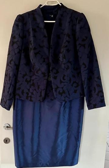 Suite kleding Sonia Penã beschikbaar voor biedingen