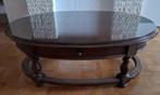 Ovalen houten salontafel met glas en met lade, Huis en Inrichting, Ophalen, Kersenhout, 100 tot 150 cm, 50 tot 100 cm