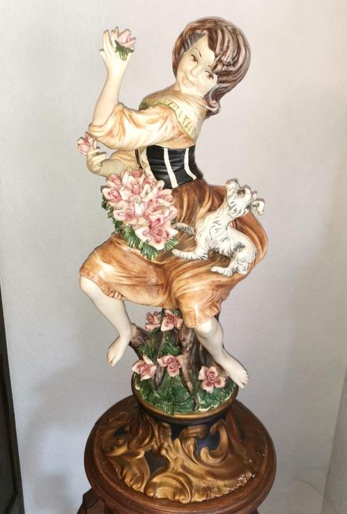 2 Grote antieke Beelden 85cm hoog in Italiaans porselein, Antiek en Kunst, Curiosa en Brocante, Ophalen