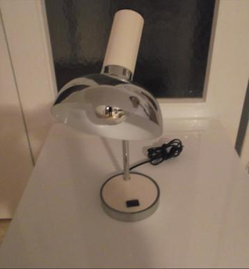 lampe beschikbaar voor biedingen