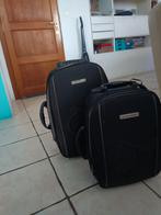 Lot de deux valise  trolley dunlop 40€, Enlèvement