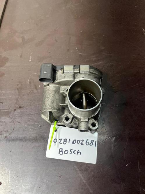 Gasklephuis oa Opel Vivaro en Renault Traffic .. 0281002681, Auto-onderdelen, Brandstofsystemen, Opel, Gebruikt, Ophalen of Verzenden