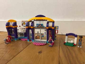 LEGO Friends Heartlake Sporthal (41312) beschikbaar voor biedingen