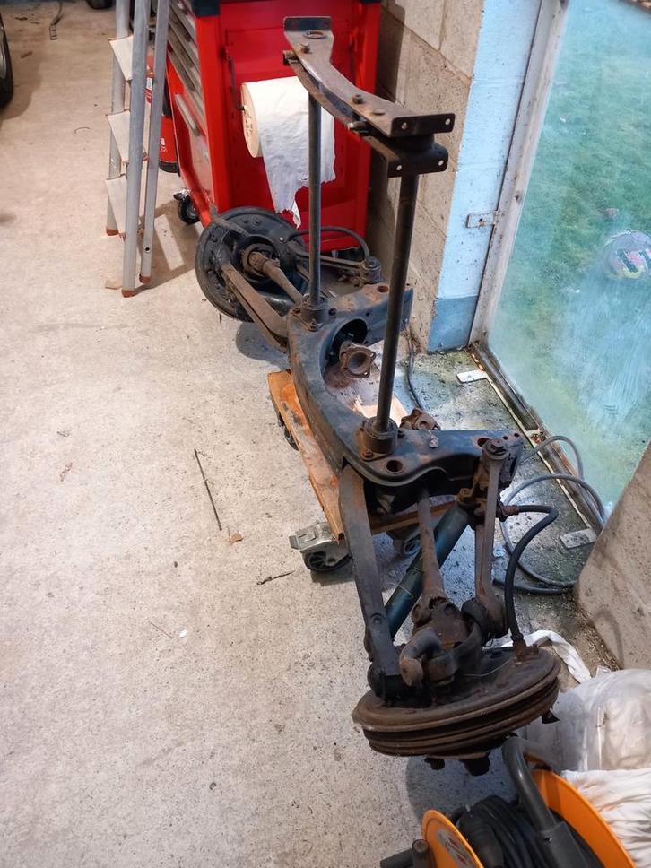 Citroën traction   essieux, Autos : Pièces & Accessoires, Autres pièces automobiles, Citroën, Enlèvement