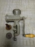 Oude vleesmolen, Antiek en Kunst, Ophalen