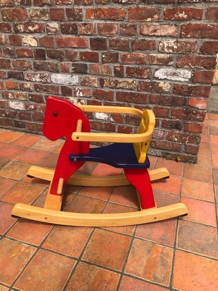 Pintoy kleurrijk hobbelpaard, Kinderen en Baby's, Speelgoed | Hobbelfiguren, Zo goed als nieuw, Ophalen