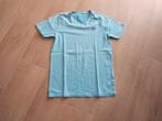 Vingino licht blauw V hals shirt maat 14 / 164, Jongen, Ophalen of Verzenden, Zo goed als nieuw, Shirt of Longsleeve