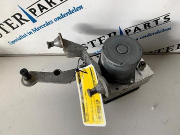 ABS Pomp van een Mercedes B-Klasse beschikbaar voor biedingen