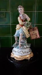 capodimonte porselein 'bloemenmeisje', Antiek en Kunst, Antiek | Porselein, Ophalen
