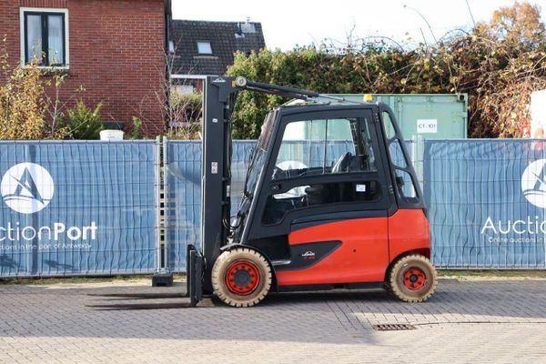 Veiling: Heftrucks en Reachtrucks, Zakelijke goederen, Machines en Bouw | Heftrucks en Intern transport, Heftruck, Diesel, Ophalen