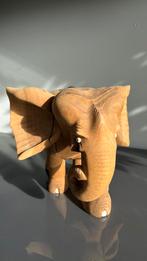 Houten olifant, Enlèvement