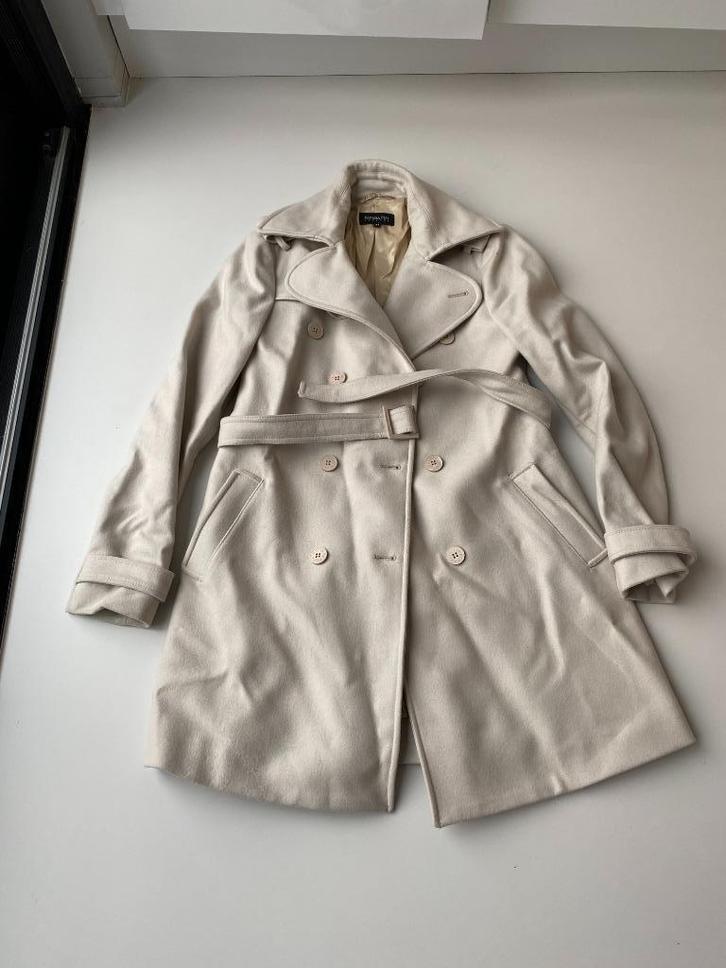 patrizia pepe firenze 44 (eerder 42), Kleding | Dames, Jassen | Winter, Zo goed als nieuw, Maat 42/44 (L), Beige, Ophalen of Verzenden