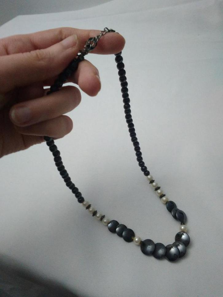 Collier vintage avec hématite et perles, Bijoux, Sacs & Beauté, Colliers, Neuf, Pierre ou Minéral, Noir, Avec pendentif, Réglable