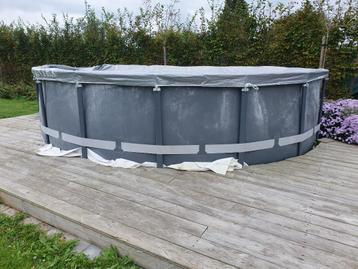 Intex 28040 Luxe (verzwaard) afdekzeil voor frame pools 488, Enlèvement, Comme neuf, Couverture de piscine