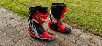 Motorlaarzen maat 42/ Ducati, Motoren, Kleding | Motorkleding, Ophalen